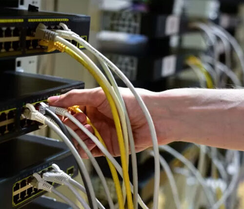 INSTALASI DAN PERBAIKAN JARINGAN LAN
